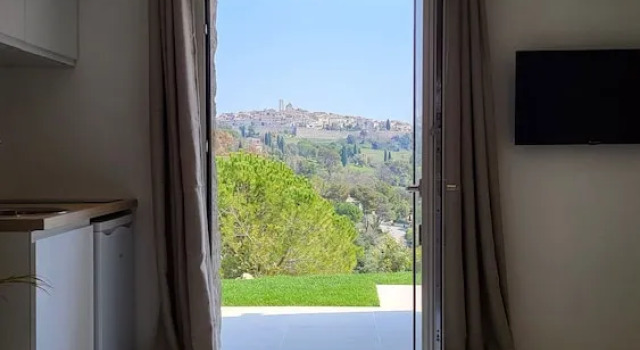 Студия Ideal BnB, Luxury Apartments