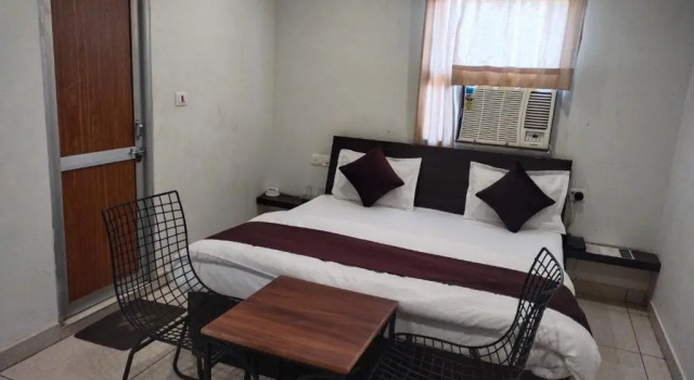 RANGBAARI STAYS & CAFE, Забронировать Отель Отели штата Раджастхана с парковкой, Парковка