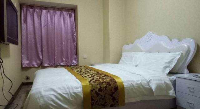 Sunshine Theme Apartment, Book Lejlighed Hoteller i Shaanxi med parkering, Parkering
