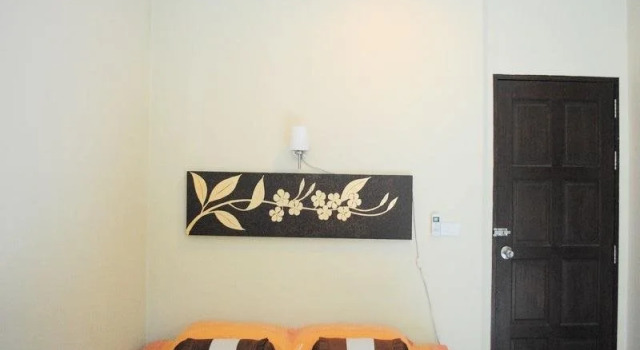 Lamoon House