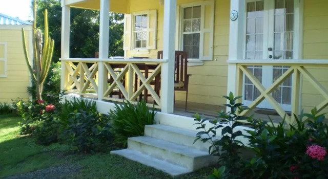 Коттедж Yepton Estate Cottages