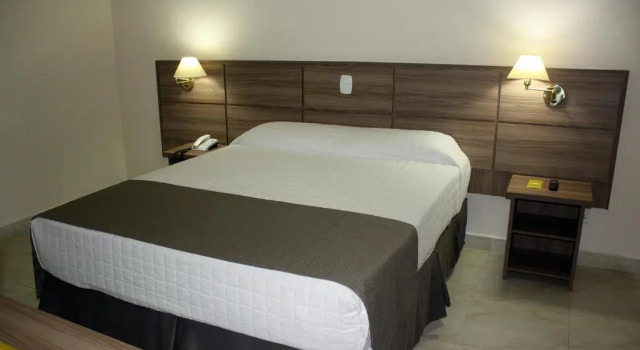 Двухместный номер Standard Fenix Hotel Pouso Alegre