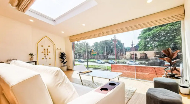 Полулюкс Deluxe One Dhatu Ayutthaya Premium Homestay