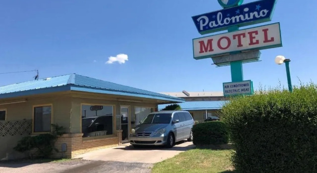 Palomino motel