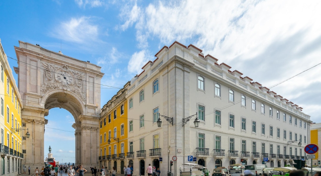 Prime Location Luxury Apartment, Забронировать Апартаменты/квартира Санта-Мария-Майор Лиссабон, рядом с Money Museum