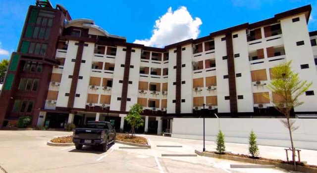Aileen Hotel, Varaa Hotelli Hotellit North-Eastern Thailand pysäköinnillä, Pysäköinti