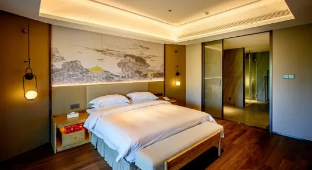Люкс Deluxe Juchunyuan·Wolong Villa Hotel