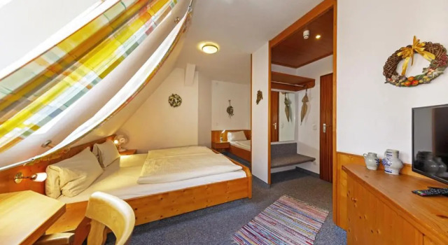 Трёхместный номер Standard Krone - Hotel Garni