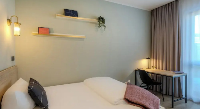 Grand Apartment with balcony The Base Berlin ONE