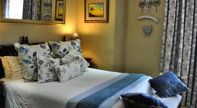 Номер Executive Le Chateau Guest House and Conference Centre