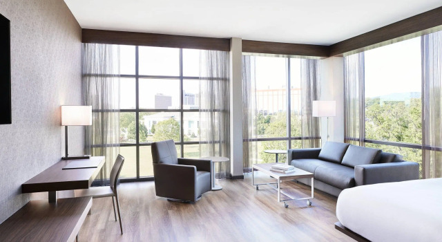 Двухместный номер Standard с видом на город AC Hotel by Marriott Huntsville Downtown