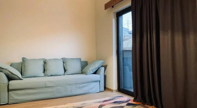 Mariam's Stunning and Sunny Apt, Prenota Hotel Hotel a Mtkheta-Mtianeti con parcheggio, Parcheggio
