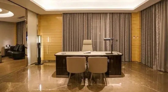 Люкс Presidential JianGuo Hotel HeKou