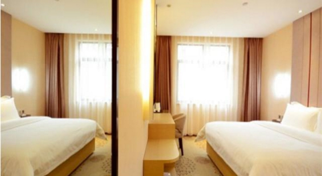 Люкс Deluxe Lavande Hotel Wuhan Wangjiawan Subway Station Branch