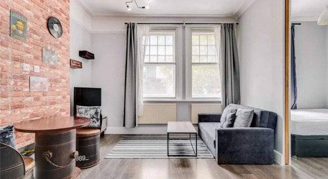Stunning One-bedroom Apartment Right Near Victoria Station, Varaa Huoneisto Asunnot kohteessa Merseyside, Huoneisto
