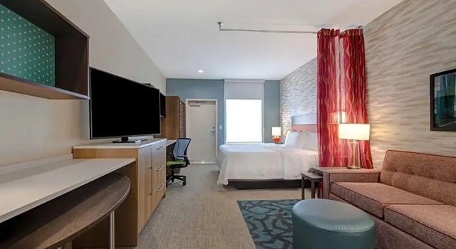 Двухместный люкс с балконом и с видом на океан Home2 Suites Galveston, Tx