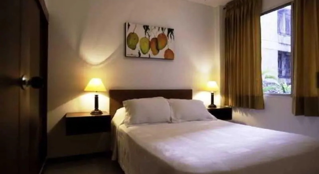 Travelers Edificio Rayda