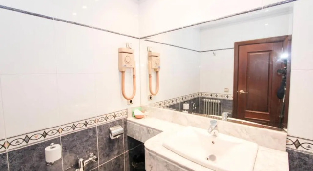Трёхместный номер Standard Hotel Castellano Centro