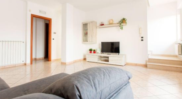 Villa Vespucci - Pet Friendly, Book Villa Hotels in Abruzzo with Parking, Parking