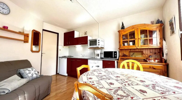 Appartement Notre-Dame-de-Bellecombe, 2 pièces, 4 personnes - FR-1-505-145, Забронировать Апартаменты/квартира Апартаменты Нотр-Дам-де-Белькомб, рядом с Горнолыжный подъемник Биоль 2, Апартаменты/квартира