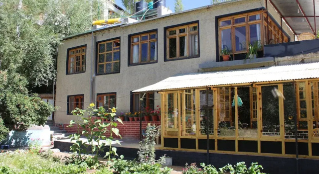 Karma Lodge Leh, Забронировать Дом для отпуска Виллы Джамму и Кашмира, Вилла