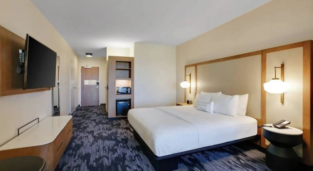 Студия Fairfield Inn & Suites Bardstown