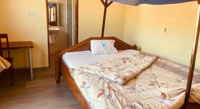 Номер Economy с балконом и с видом на озеро St Pauls Center buhabhugali, Kigoma