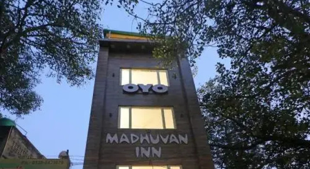 Hotel Madhuvan Inn By OYO Rooms, Rezervovat Hotel Rišikéš Uttarakhand