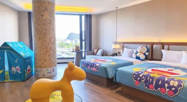 Семейный тент с видом на реку NEO ISLE Hotel (Guilin Liangjiang Sihu Xiangbishan)