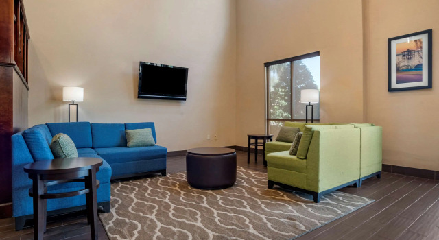 Comfort Suites Mobile