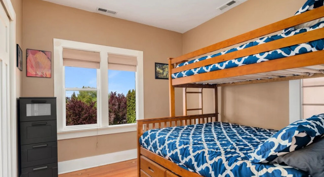 Коттедж Deluxe Seattle Vacation Home: Montlake 7 Bedroom