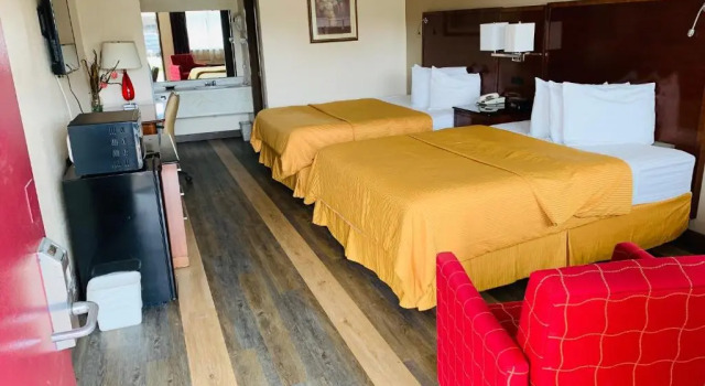 Mountain Grove Travelodge, Boek Hotel Hotels in Missouri met zwembad, Zwembad