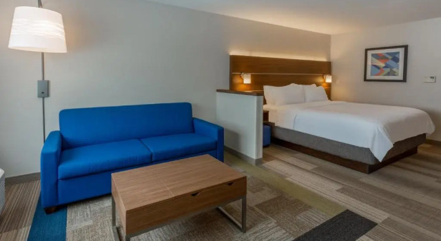 Люкс Holiday Inn Express & Suites - Rice Lake by IHG
