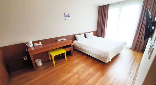 Семейный номер Standard с видом на море Jeju Ocean Blue Hotel