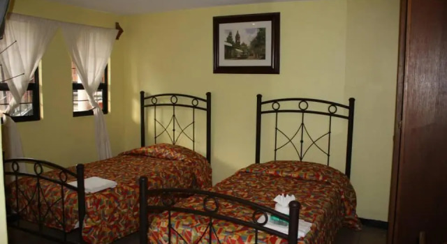 Четырёхместный номер Standard Villas Hotel Cholula