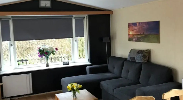 Chalet in Wiringherlant With Garden Terrace