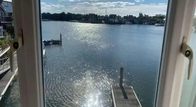 Коттедж Abingdon House - 4 BR on the Marina