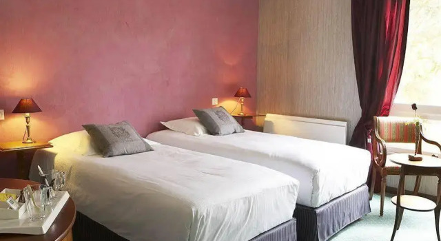 Hostellerie Des Trois Mousquetaires