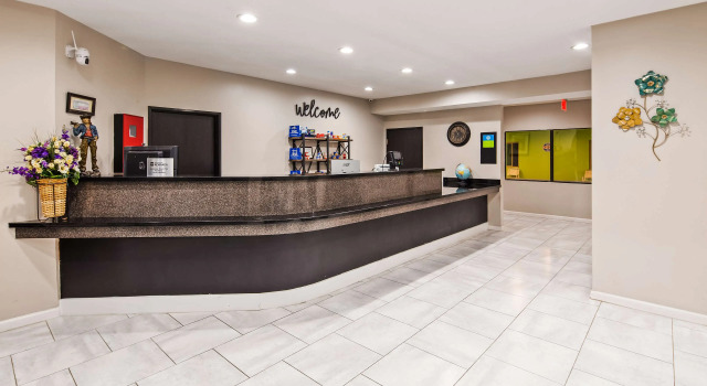 SureStay Hotel by Best Western Orange, Varaa Hotelli Orange Houston
