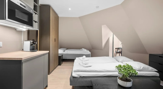 Люкс Stay Byparken - Self-Service Hotel