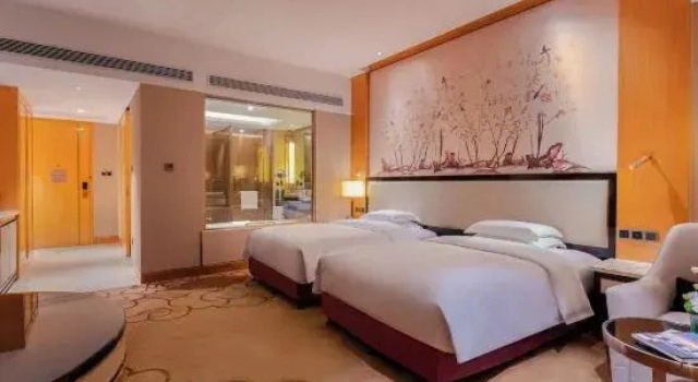 Номер Deluxe с видом на реку Hilton Wuhan Yangtze Riverside