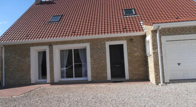 Desvres : maison tout confort, 4 adultes et 1 bébé, Đặt Khách sạn Desvres 