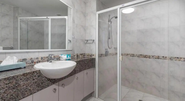 Номер Deluxe The Waterford Prestige Apartments