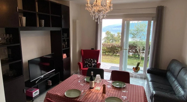 Doris Apartment With Lake View in Ghiffa, Забронировать Апартаменты/квартира Апартаменты Пьемонта, Апартаменты/квартира