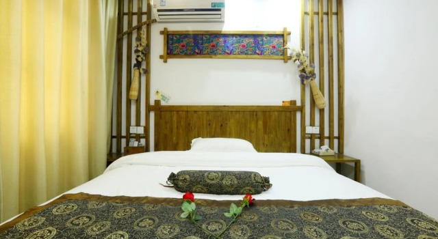 Qifengling Inn, Забронировать Отель Чжанцзяцзе Хунань
