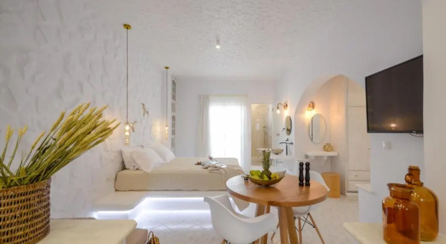 Апартаменты Deluxe Smirida Suites