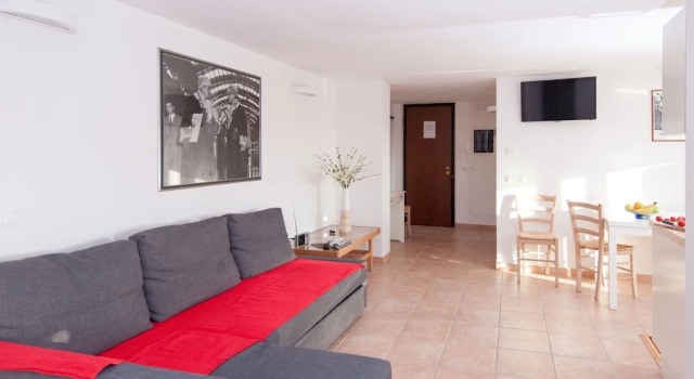 Apartment With 5 Bedrooms in Rome, With Wonderful Mountain View, Furni, Забронировать Апартаменты/квартира Апартаменты Тибуртино, рядом с Вокзал Тибуртина, Апартаменты/квартира