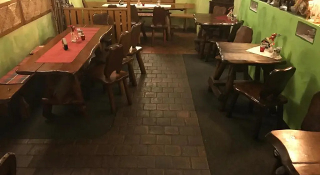 Apartamento Apartments & Restaurant Tkalcovsky dvur