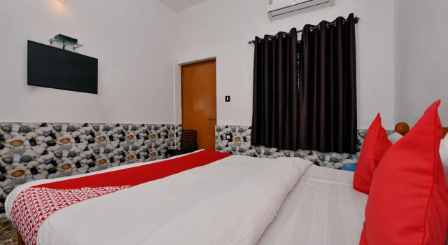 Hotel by Tushar