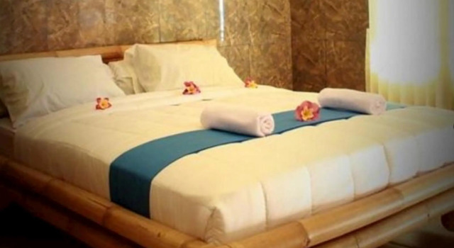 Krisna Bungalows and Restaurant, Book Hotel Sekotong Lombok